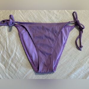 Xhilaration Purple Shimmer Ribbed Bikini Bottom in Size-M